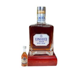 Unhiq XO 42% 0,04l - degustační vzorek