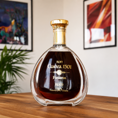 Rum Cueva 1501 solera Azuero Asombroso 40% 0,7l - 30 Sistema Solera