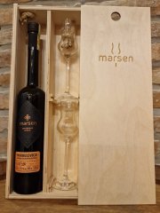 Marsen Exclusiv Marhulovica Veľkopavlovická 42,3% 0,5l v dárkovém dřevěném boxu se 2 skleničkami