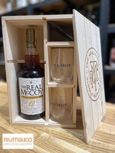 The Real McCoy 12yo Limited Edition Madeira 46% 0,7l v dřevěné dárkové krabici se dvěma skleničkami