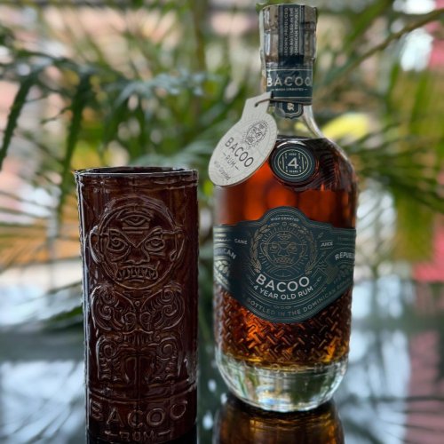 Bacoo 4 YO Rum 40% 0,7l