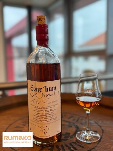 Sour´hum Le Rhum 50,50% 0,7l v dárkové krabičce