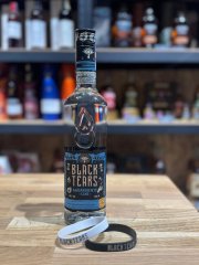 Black Tears Super Aguardiente 40% 0,7l + 2 náramky jako dárek
