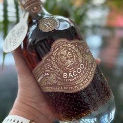 Bacoo 11  Rum 40% 0,7l v dárkové krabičce
