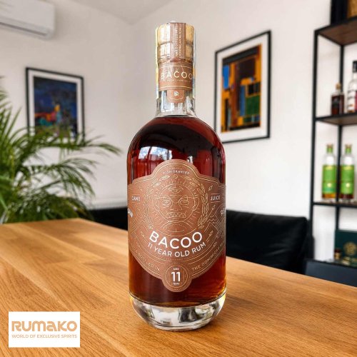 Bacoo 11 YO Rum 40% 0,7l + Tiki pohárek v dárkové krabičce