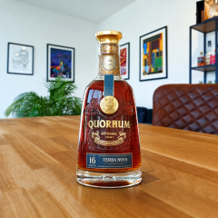 Quorhum 16 Terra Nova Rum 40% 0,7l