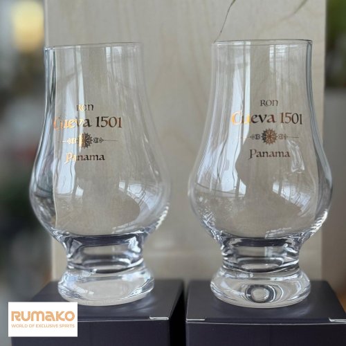 Rum Cueva 1501 12 Sistema Solera 40% 0,7l+ sklenička jako DÁREK