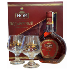 NOY brandy 5yo 40% 0,5l + skleničky v dárkovém balení