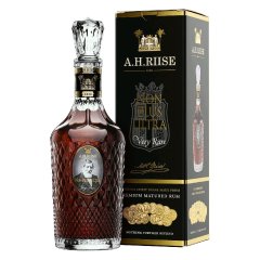 A.H. Riise Non Plus Ultra Very Rare 42% 0,7l GB
