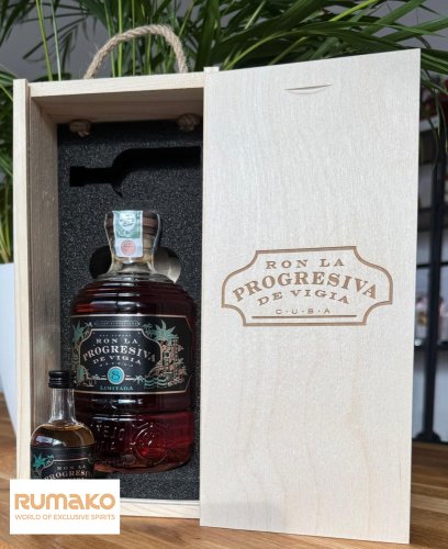 Ron La Progresiva 8 limitada 41% 0,7l v dřevěném boxu + mini LP13