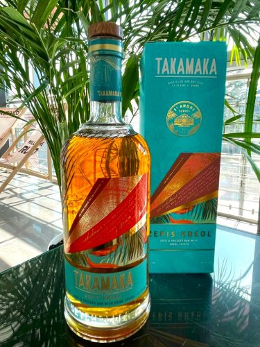 Takamaka Rum Zepis Kreol 43% 0,7l v dárkové krabičce